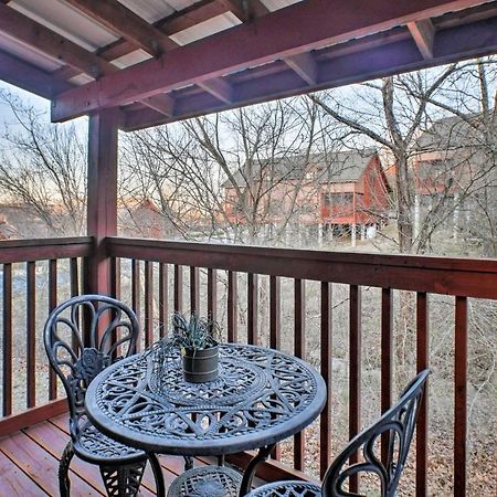 Cabin-Style Studio Right Off The Branson Strip! Apartment Exterior foto
