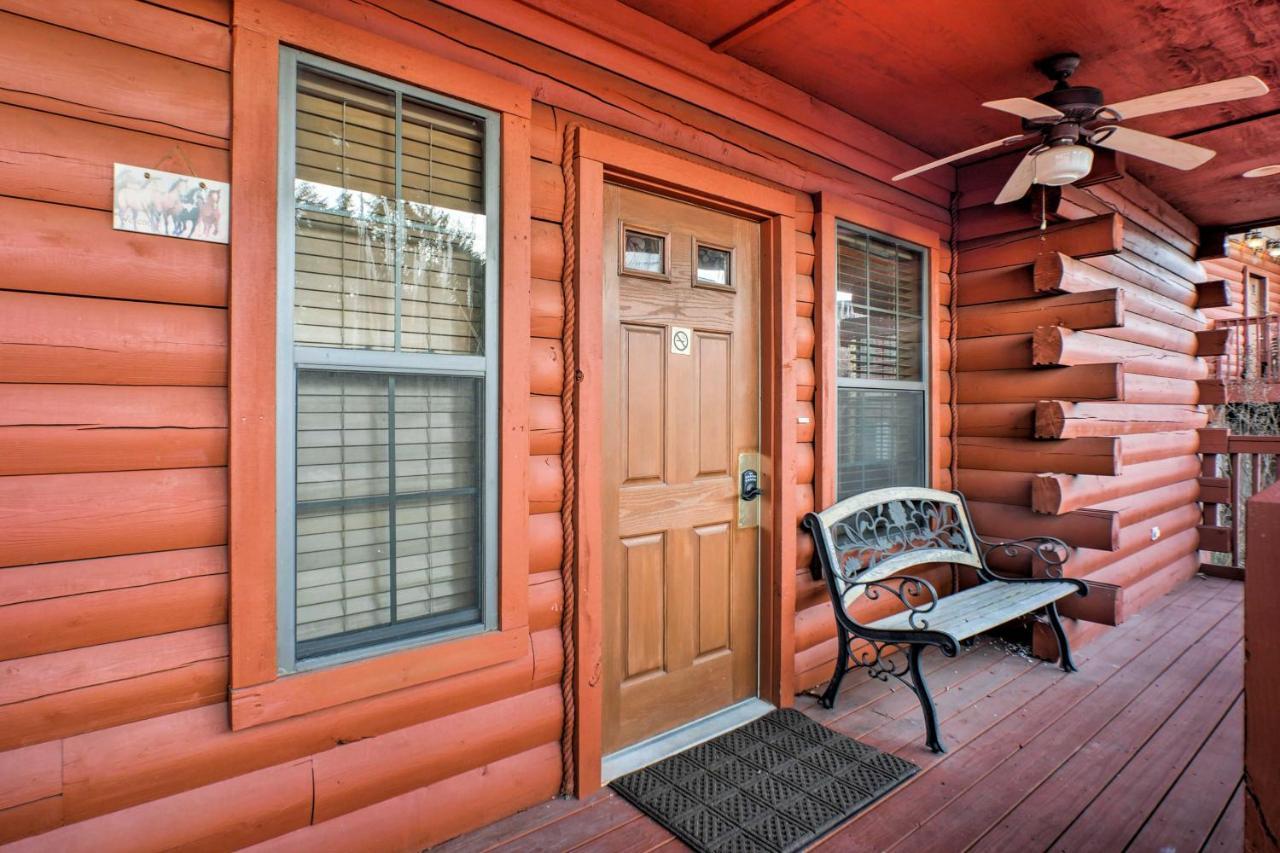 Cabin-Style Studio Right Off The Branson Strip! Apartment Exterior foto